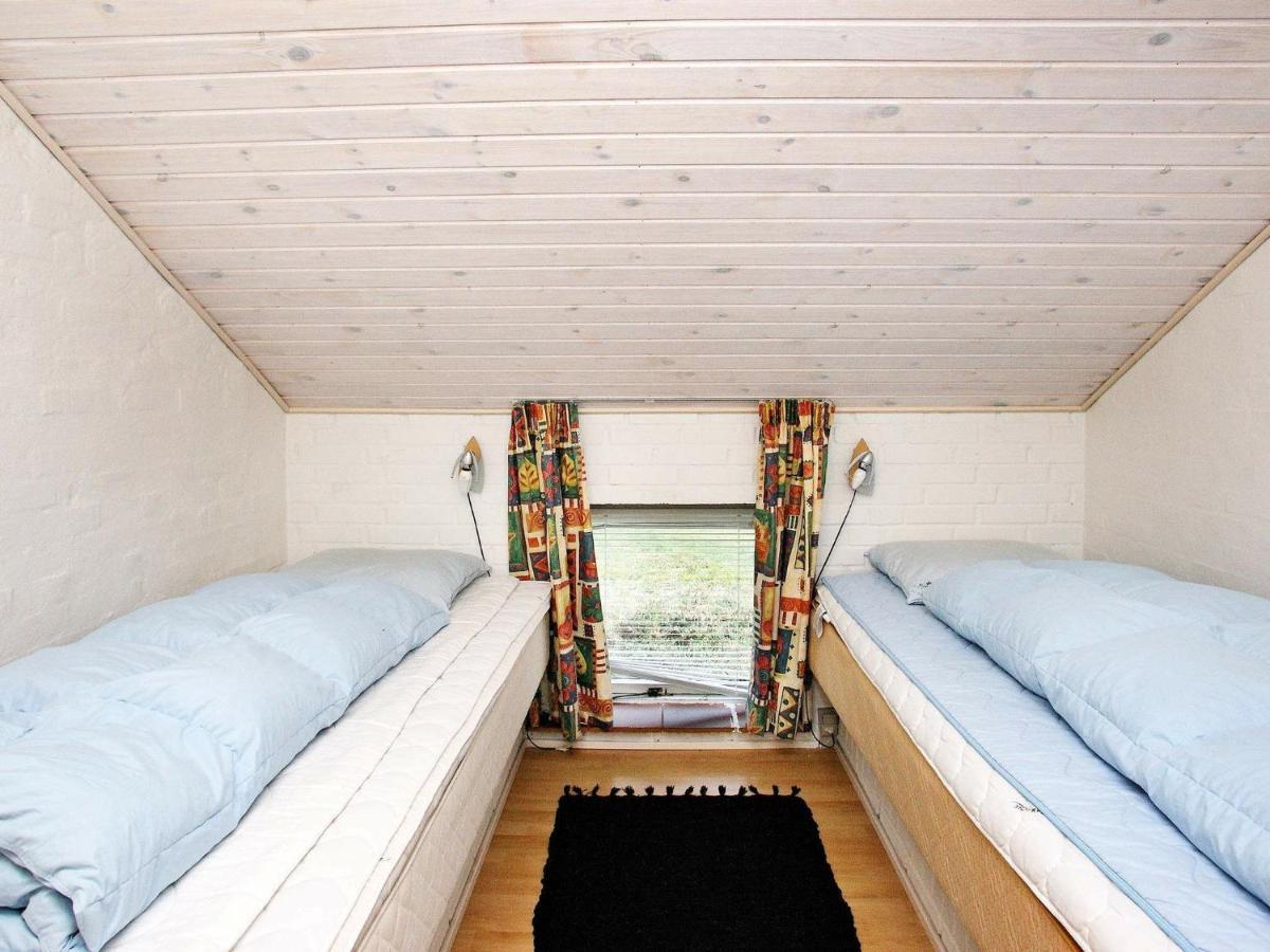 Three-Bedroom Holiday Home In Thisted 4 Nørre Vorupør Chambre photo